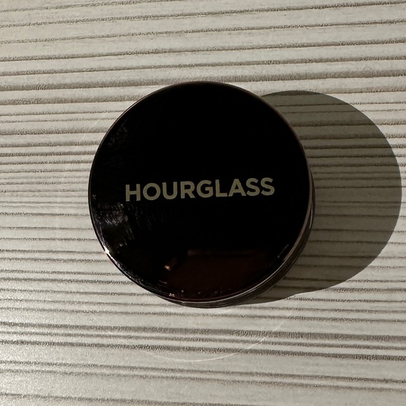 Hourglass Scattered Light Glitter Eyeshadow Burnish - Picture 2 of 2